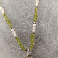 IMG_20251023_155918 Collier en cristal de roche et aventurine verte