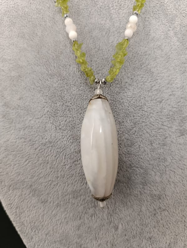 IMG_20251023_155913 Collier en cristal de roche et aventurine verte