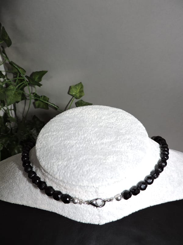 DSCN1372 parure collier bracelet noir et argenté